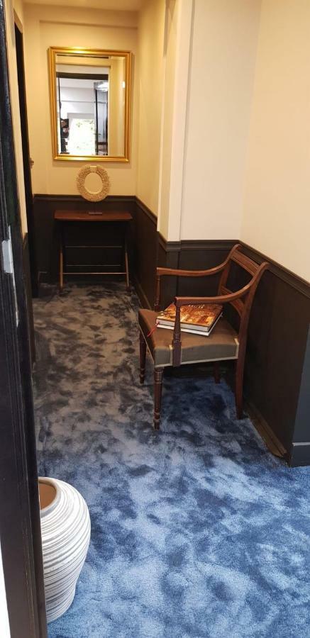 Les Grands Arbres Bed & Breakfast Bruxelles Exterior foto